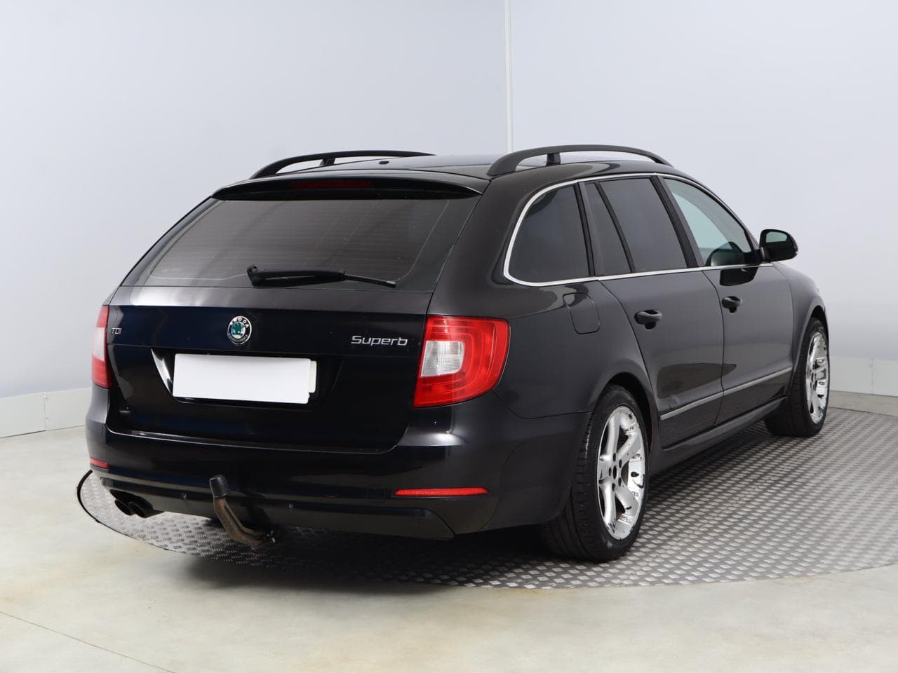 2011 Škoda SUPERB - 7