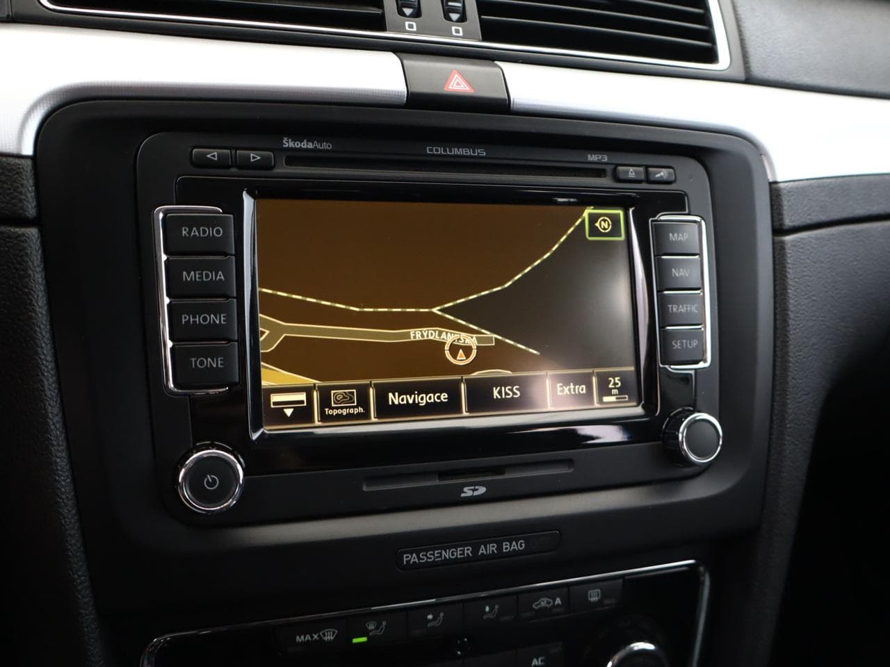 2011 Škoda SUPERB - 20