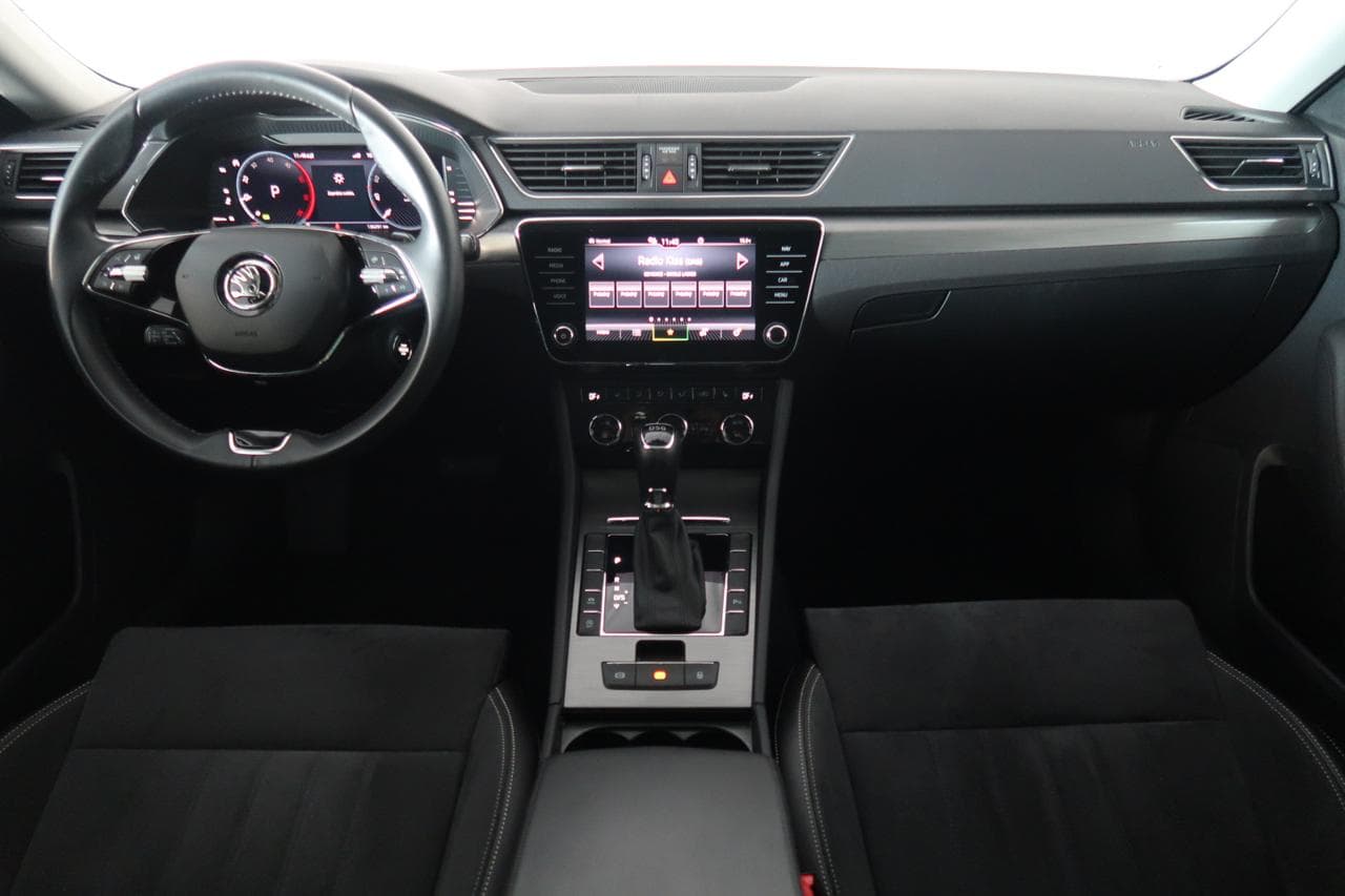 2022 Škoda SUPERB - 10