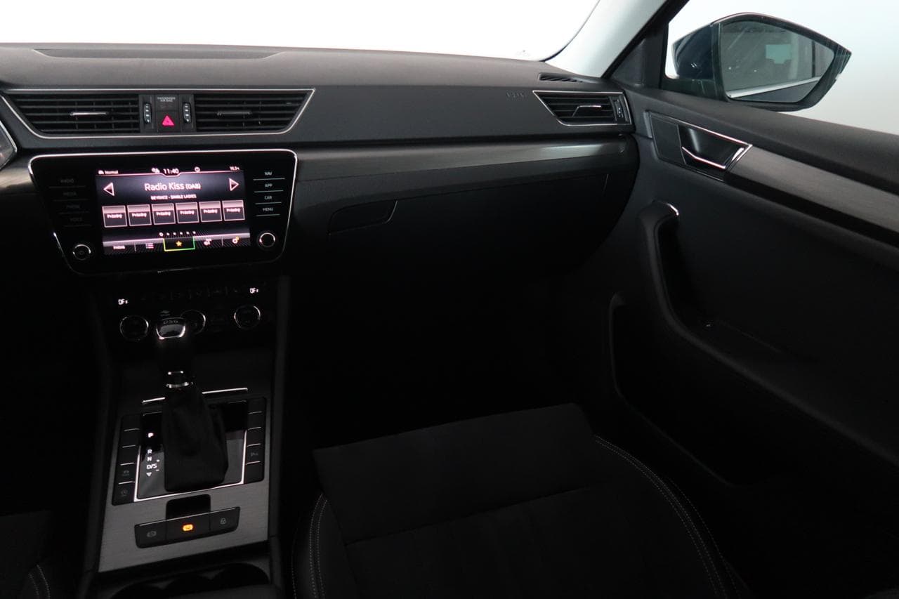 2022 Škoda SUPERB - 11