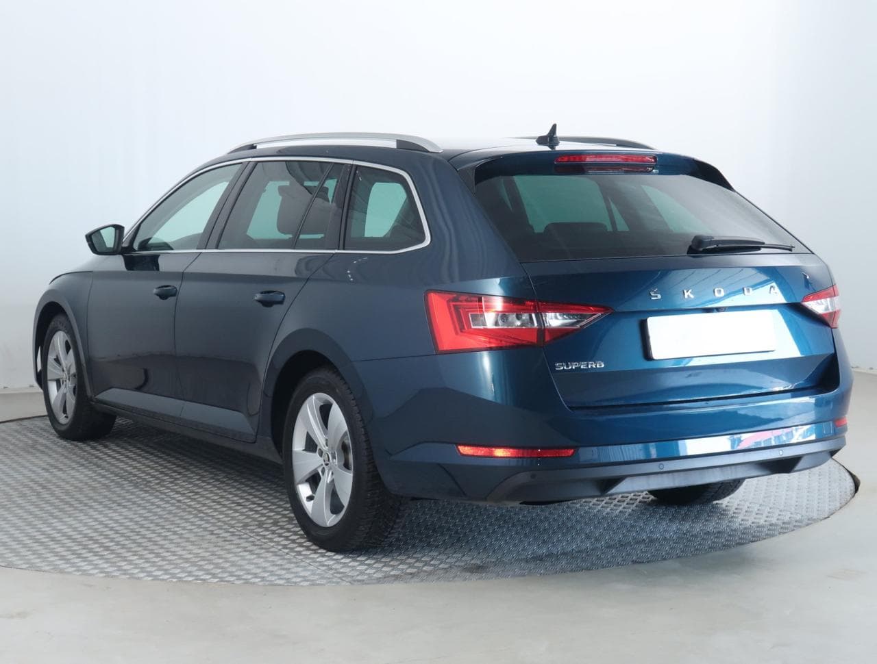 2022 Škoda SUPERB - 5
