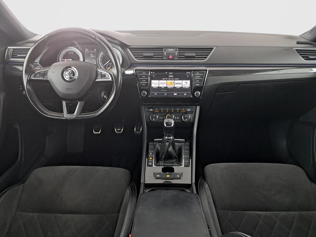 2017 Škoda SUPERB - 10