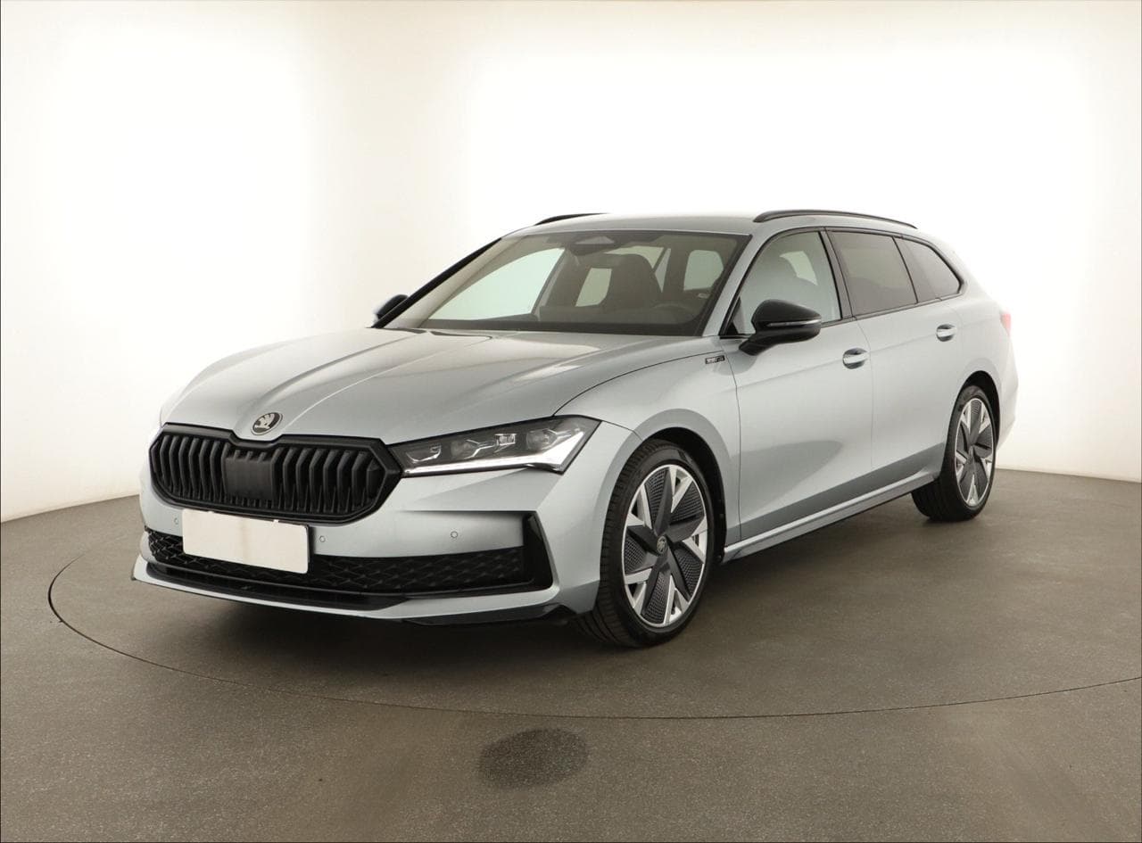 2025 Škoda SUPERB - 3