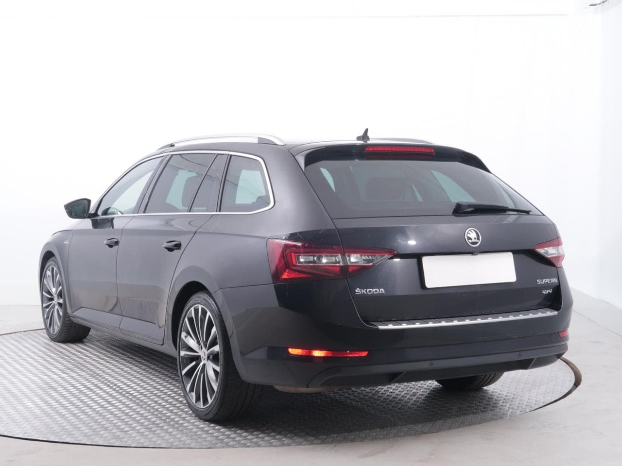 2017 Škoda SUPERB - 5