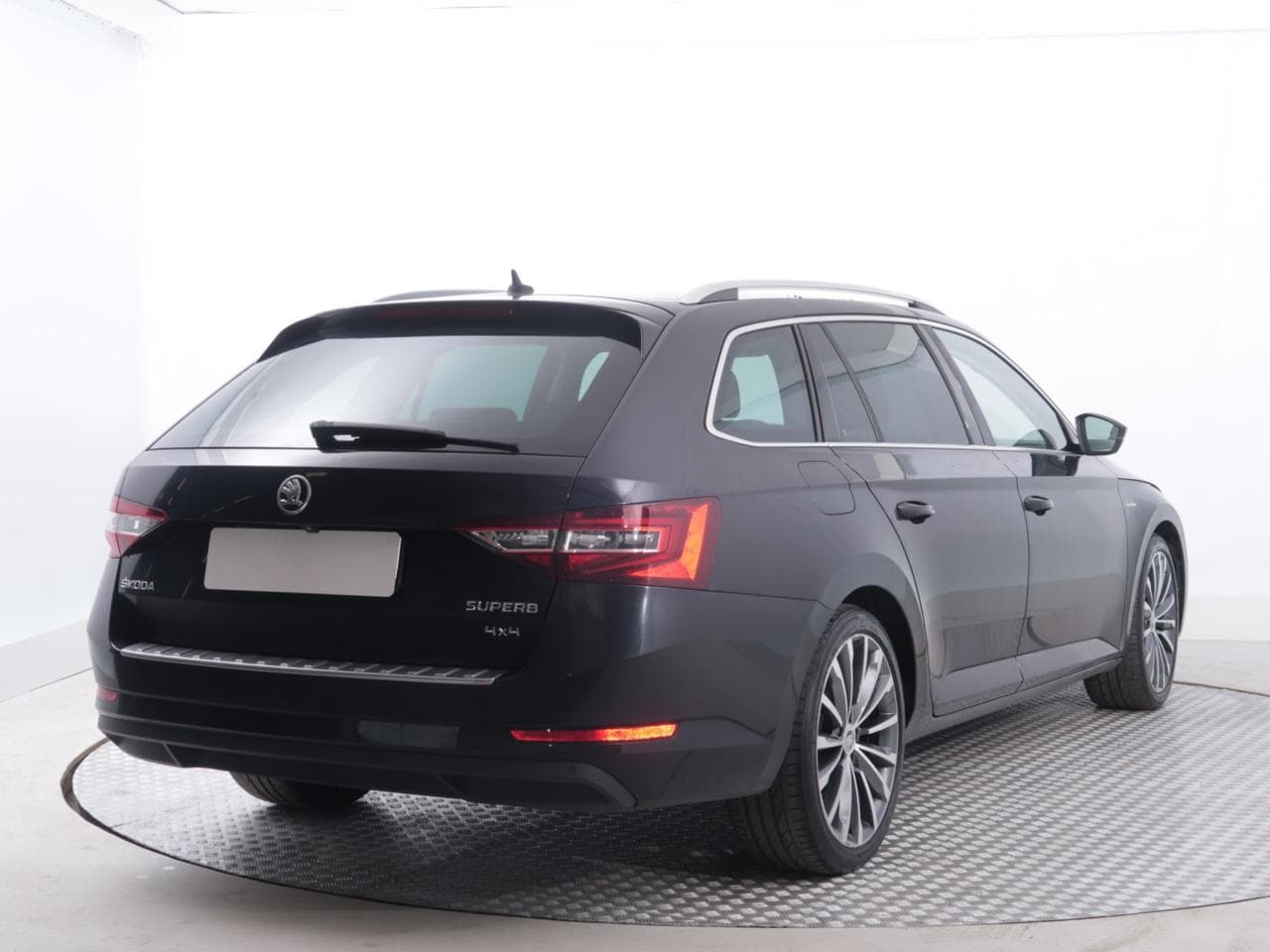 2017 Škoda SUPERB - 7