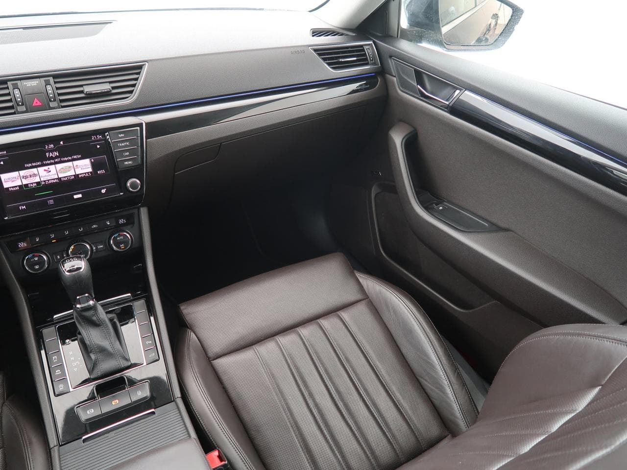 2017 Škoda SUPERB - 11