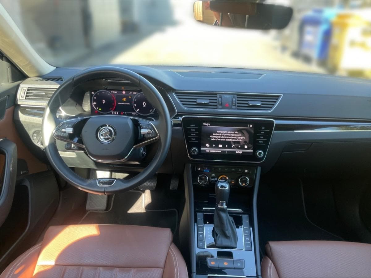 2023 Škoda SUPERB - 9