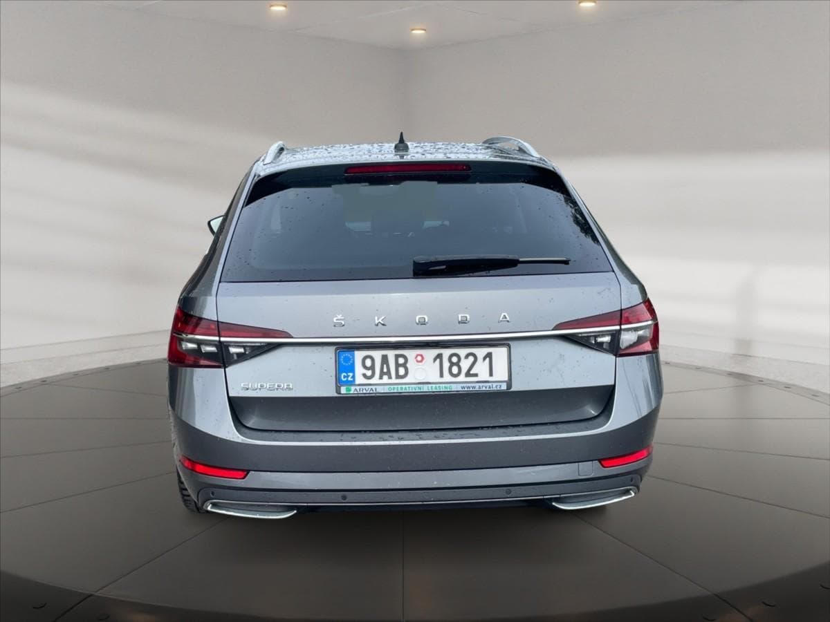 2022 Škoda SUPERB - 5