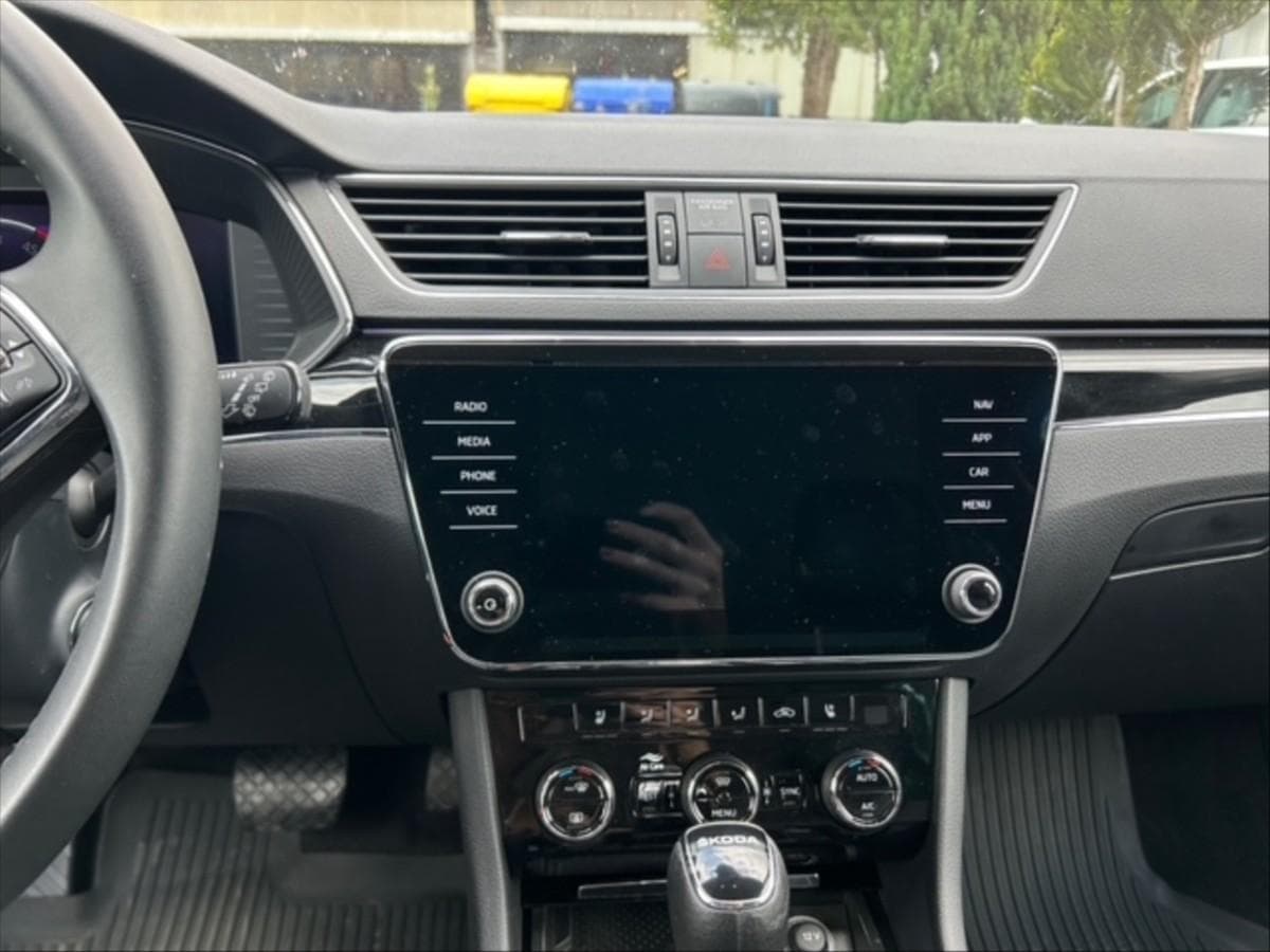 2023 Škoda SUPERB - 10