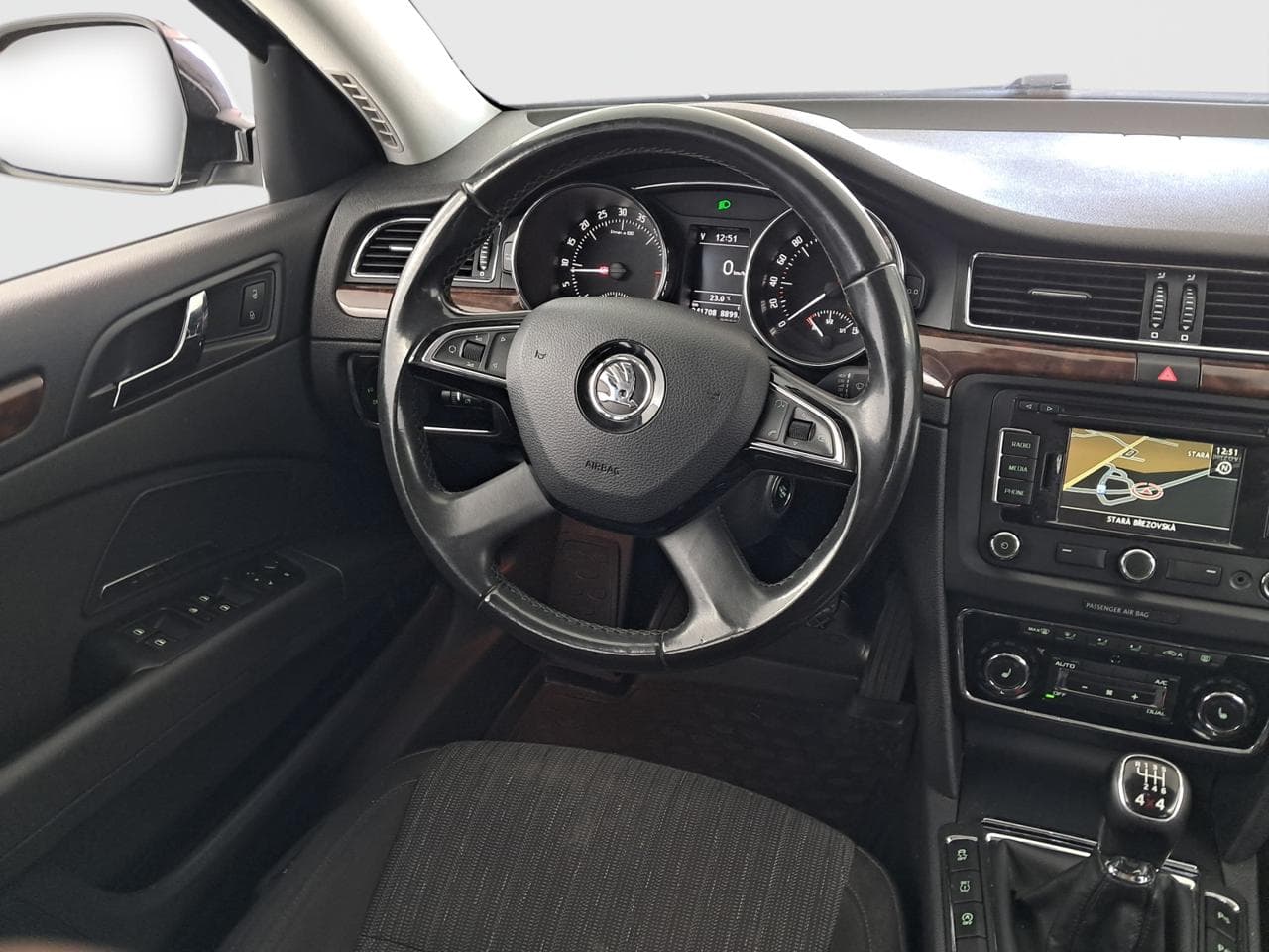 2013 Škoda SUPERB - 9