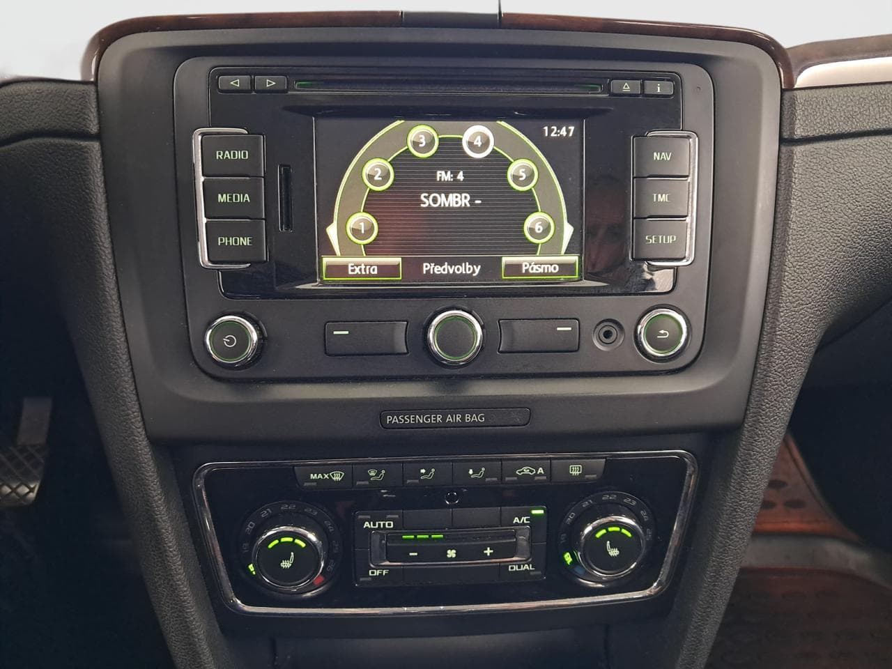 2013 Škoda SUPERB - 18