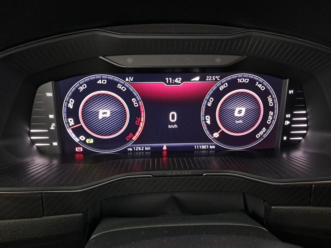 2020 Škoda SUPERB - 16