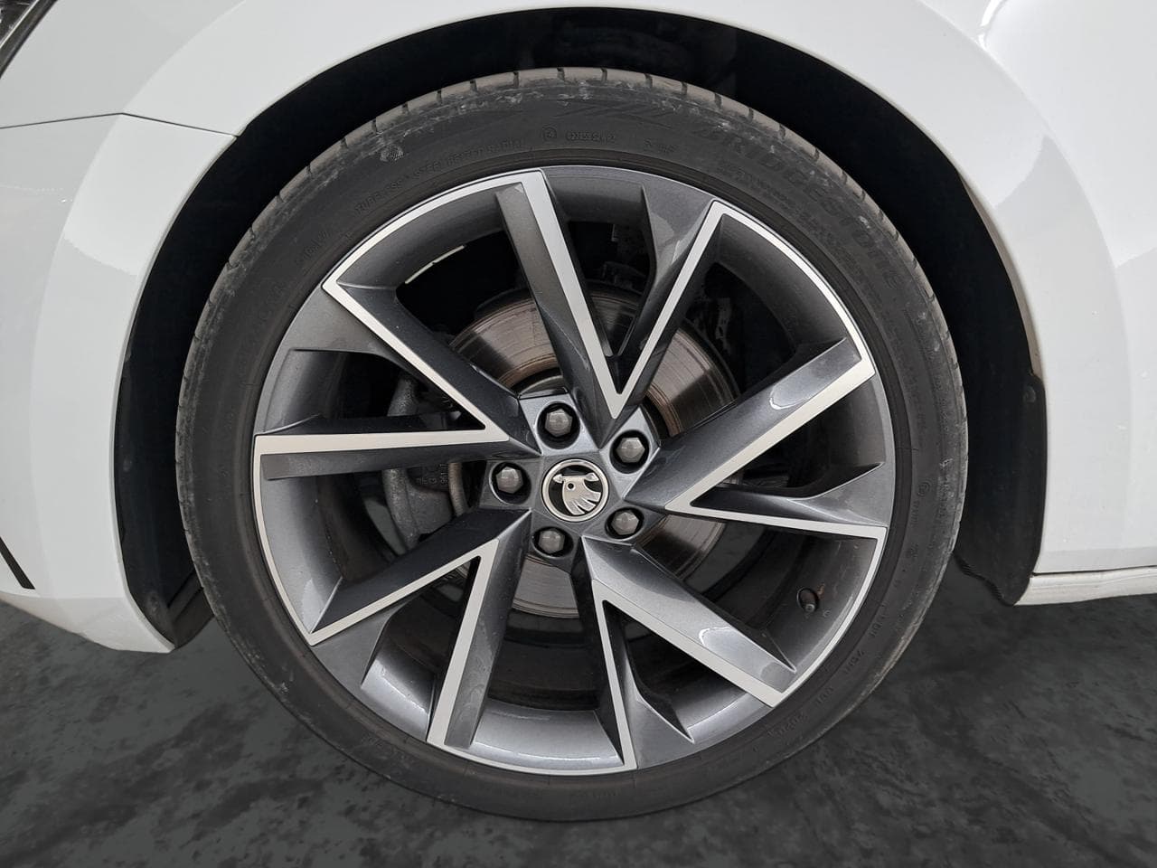 2020 Škoda SUPERB - 20