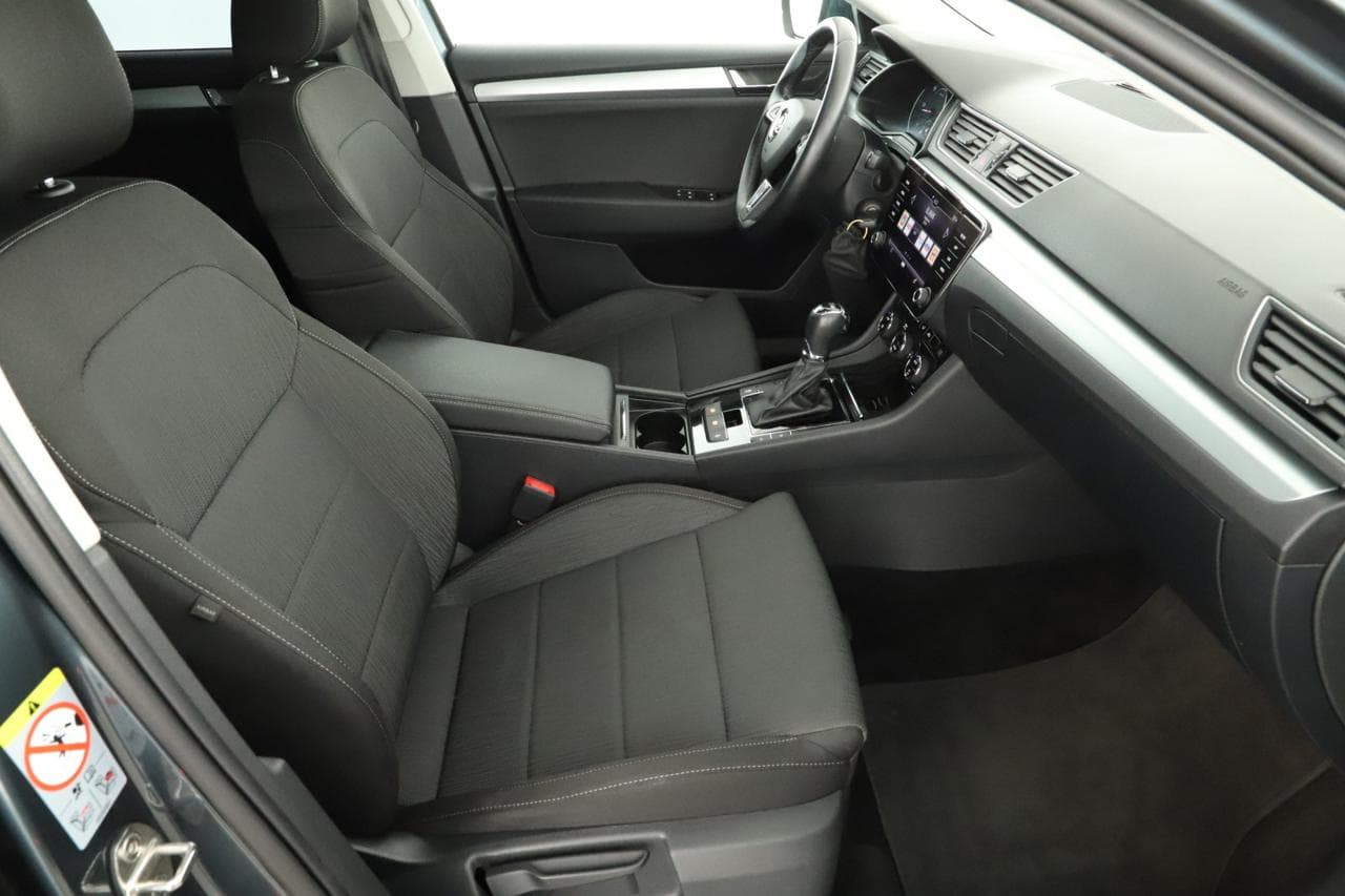 2019 Škoda SUPERB - 10