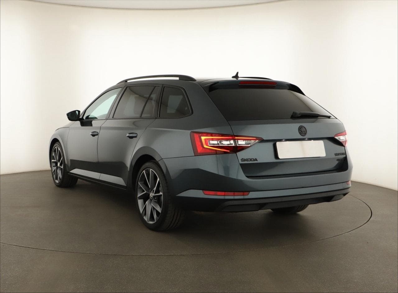 2019 Škoda SUPERB - 5