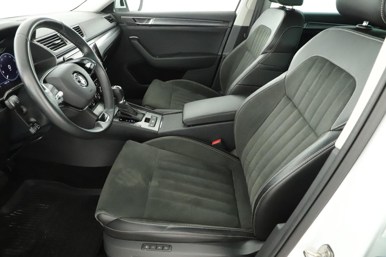 2023 Škoda SUPERB - 13