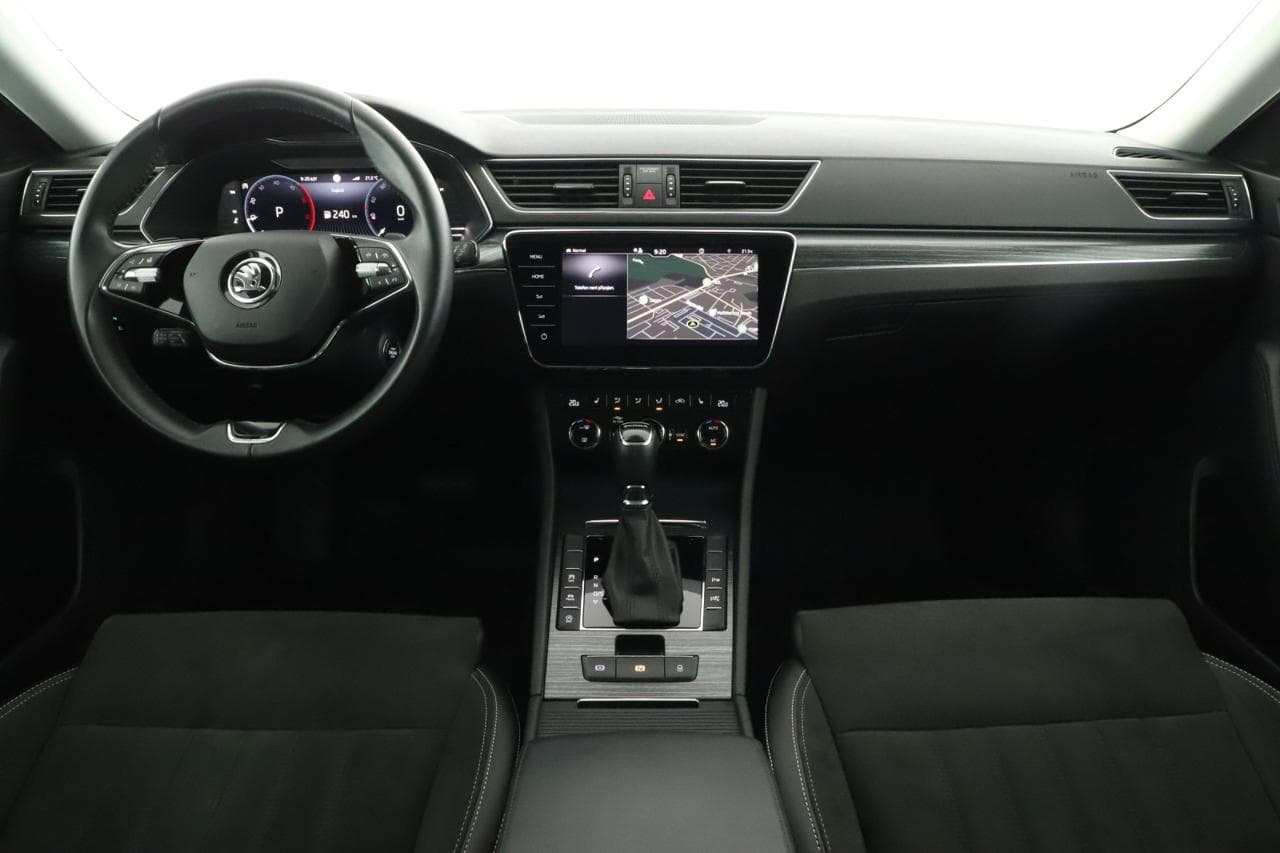 2023 Škoda SUPERB - 9