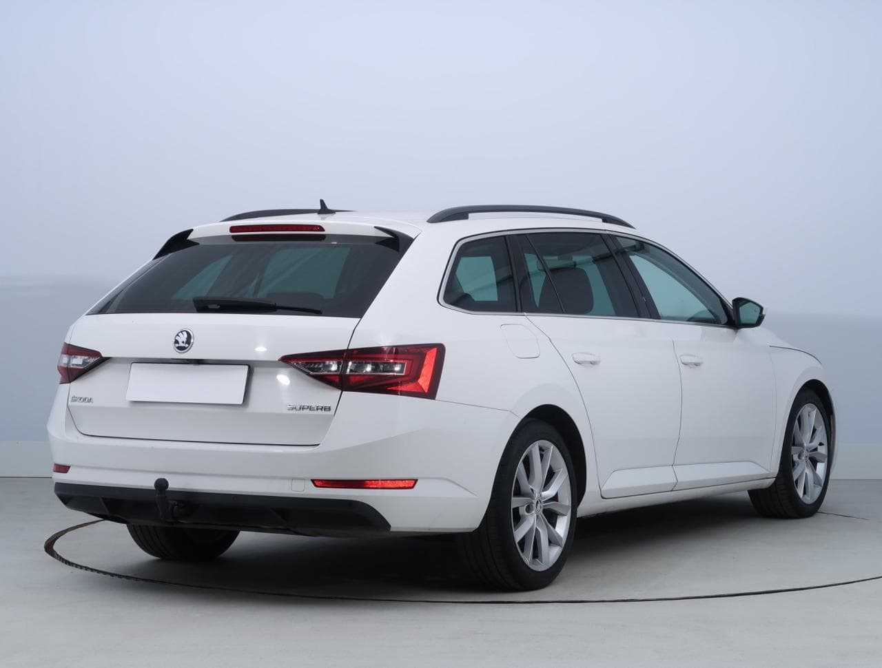 2018 Škoda SUPERB - 7