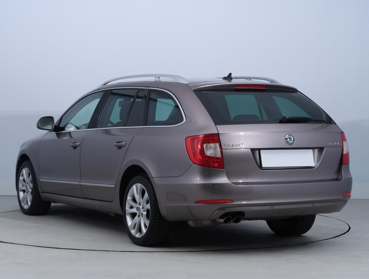 2012 Škoda SUPERB - 5