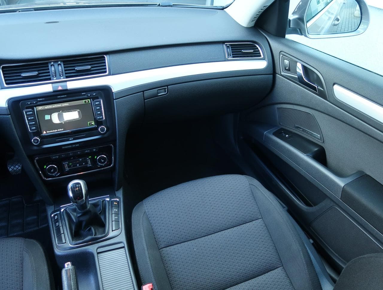 2012 Škoda SUPERB - 11