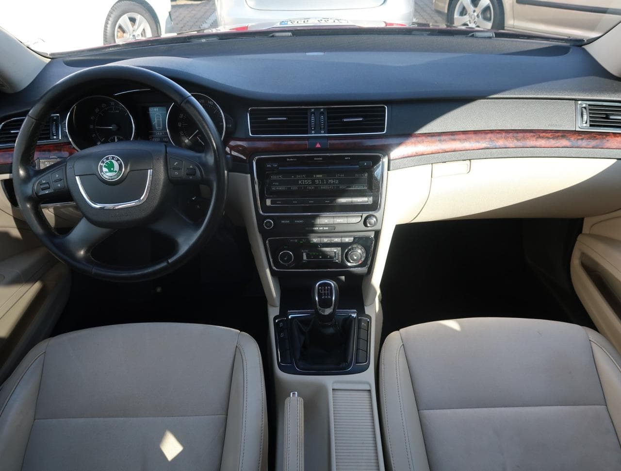 2010 Škoda SUPERB - 10