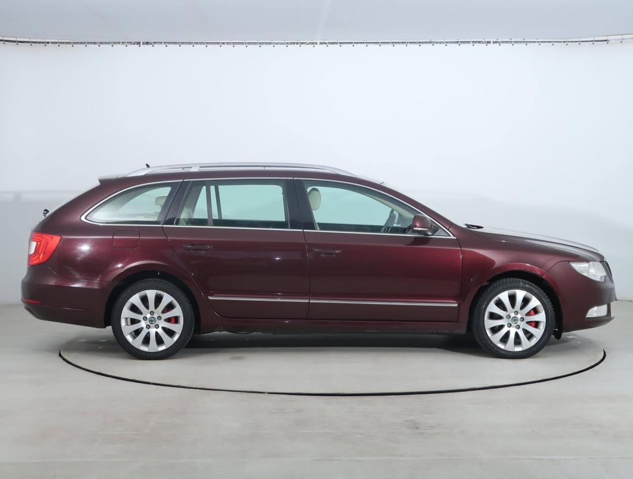 2010 Škoda SUPERB - 8