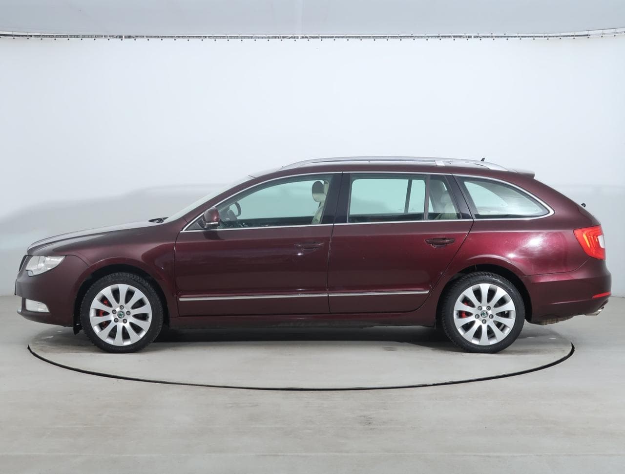 2010 Škoda SUPERB - 4