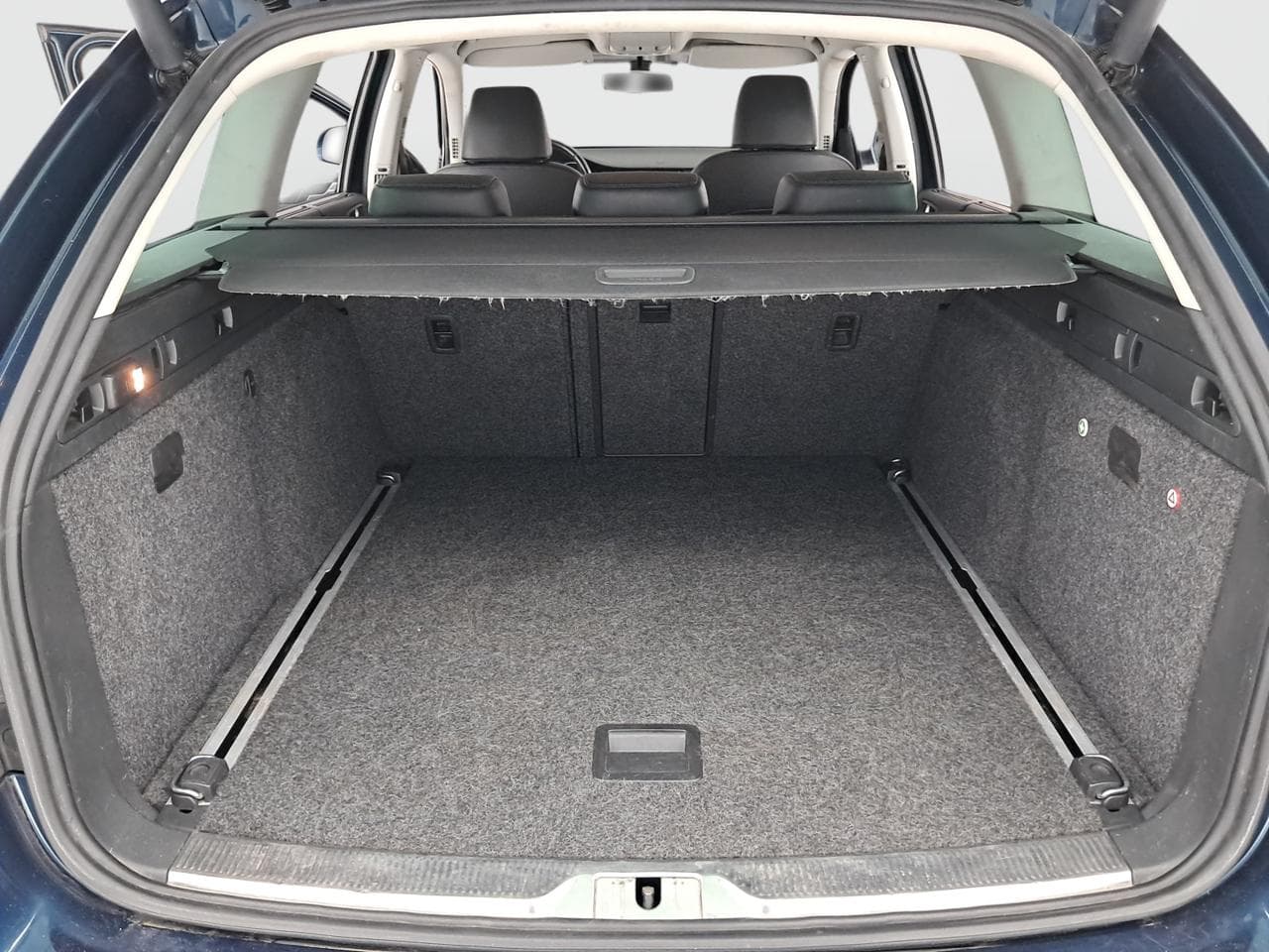 2013 Škoda SUPERB - 20