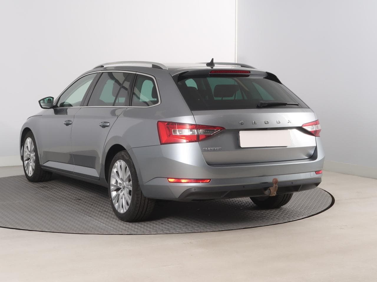 2020 Škoda SUPERB - 5