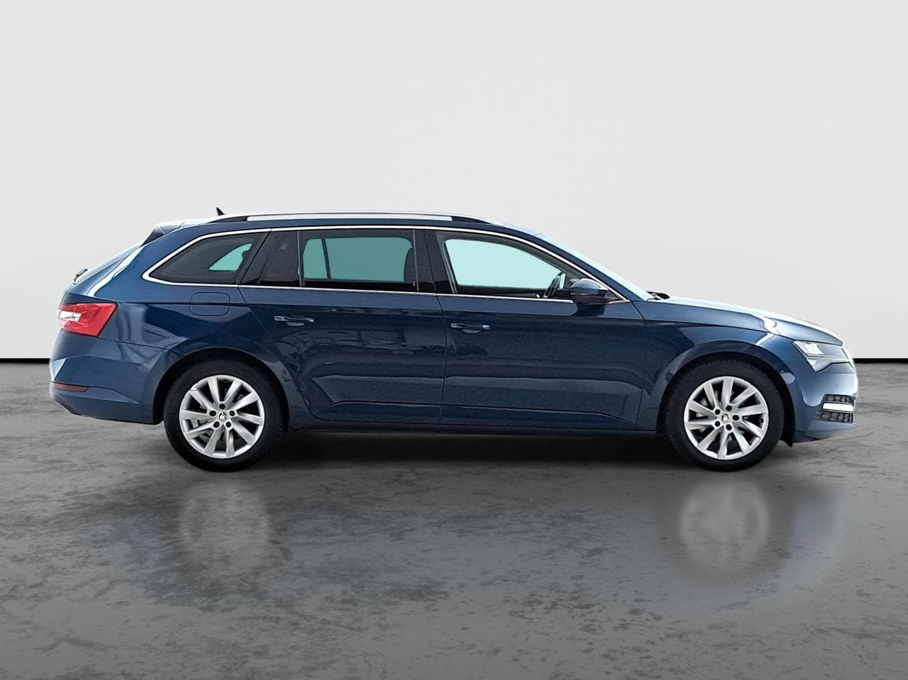 2022 Škoda SUPERB - 8