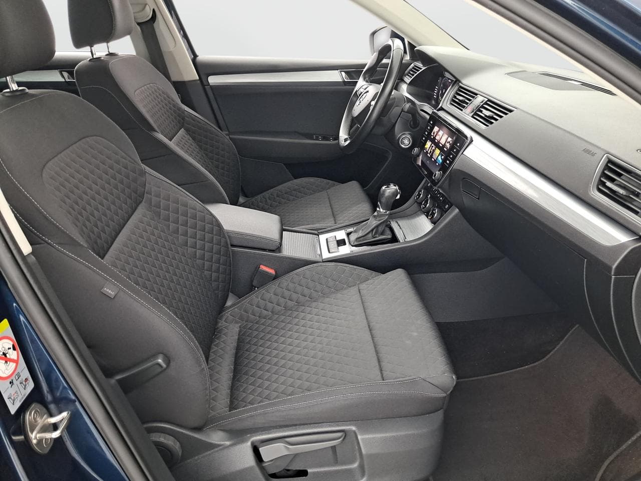 2022 Škoda SUPERB - 12
