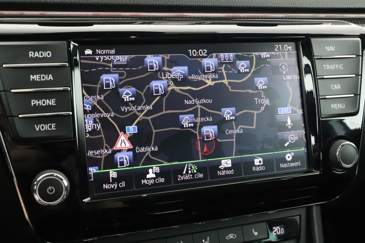 2016 Škoda SUPERB - 16