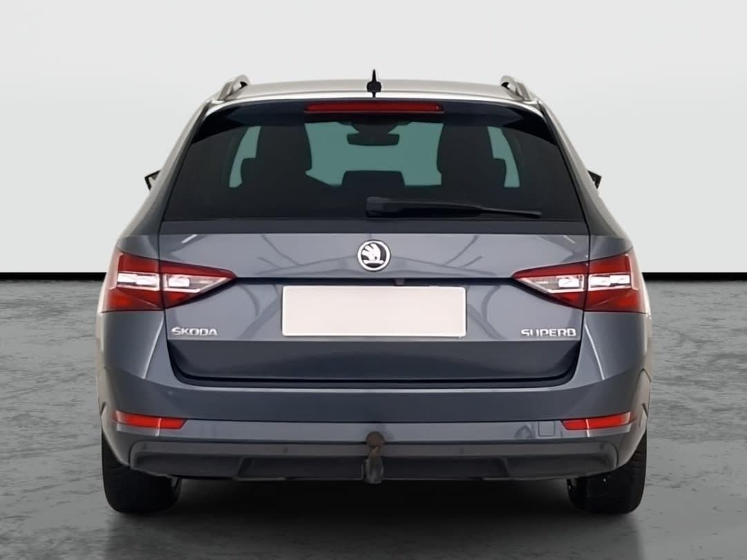 2018 Škoda SUPERB - 6