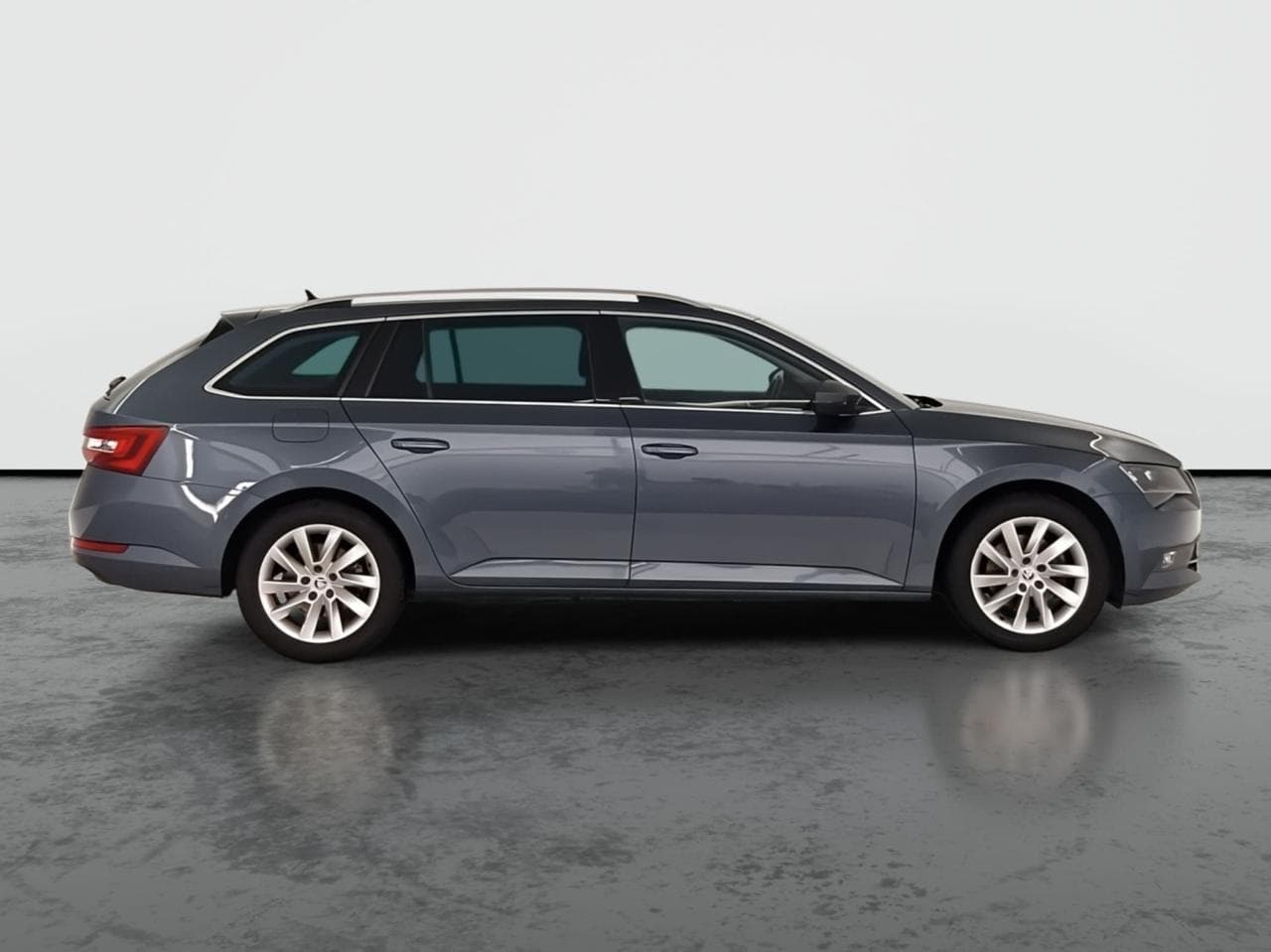 2018 Škoda SUPERB - 8