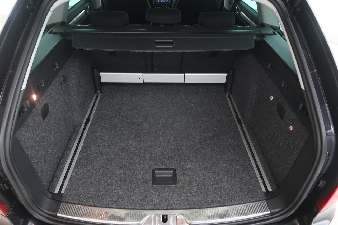 2013 Škoda SUPERB - 20