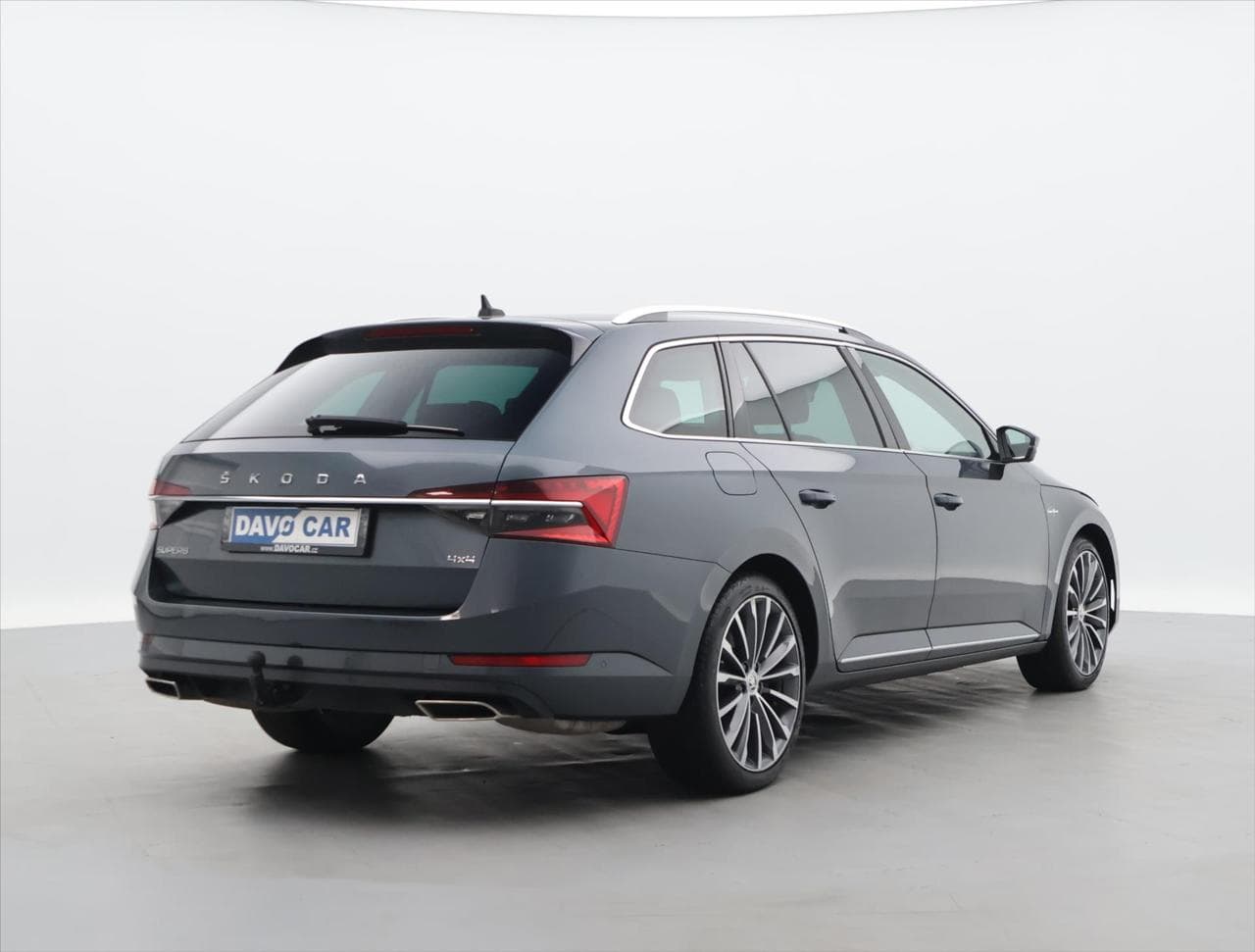 2020 Škoda SUPERB - 7