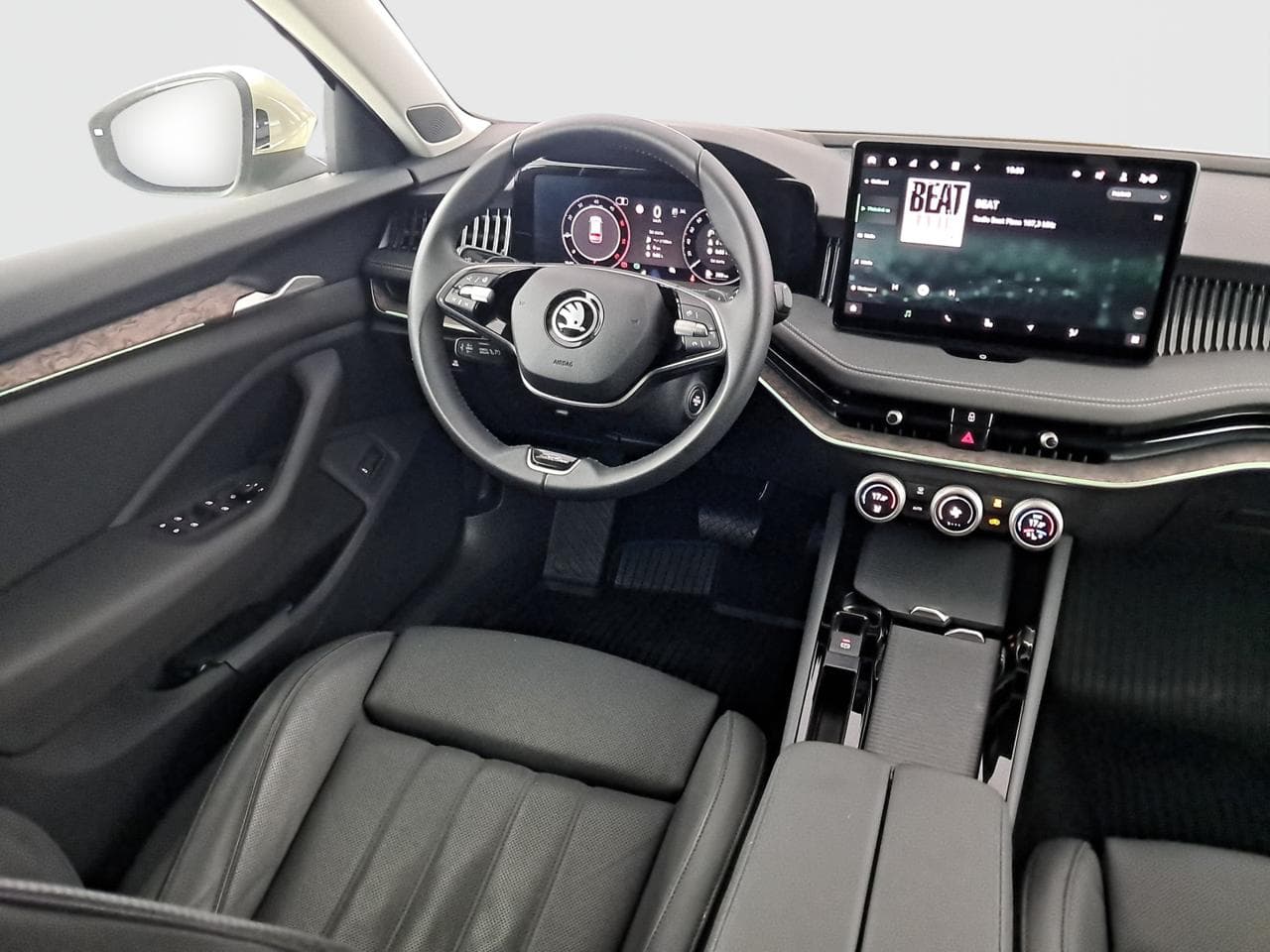 2024 Škoda SUPERB - 9