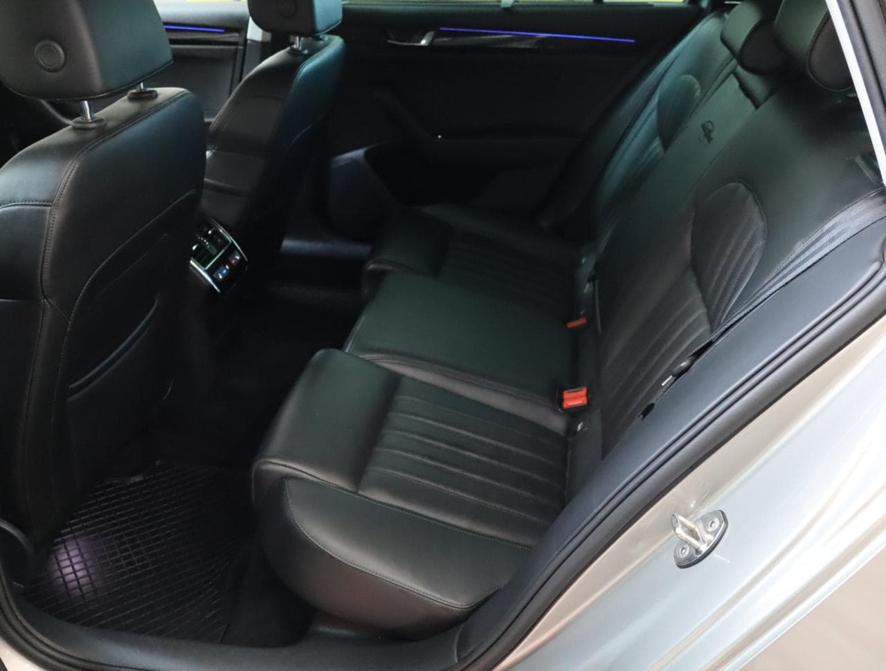 2018 Škoda SUPERB - 15