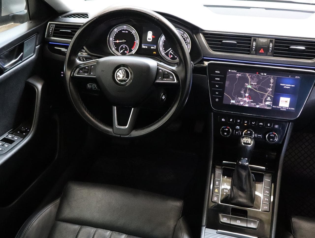 2018 Škoda SUPERB - 9