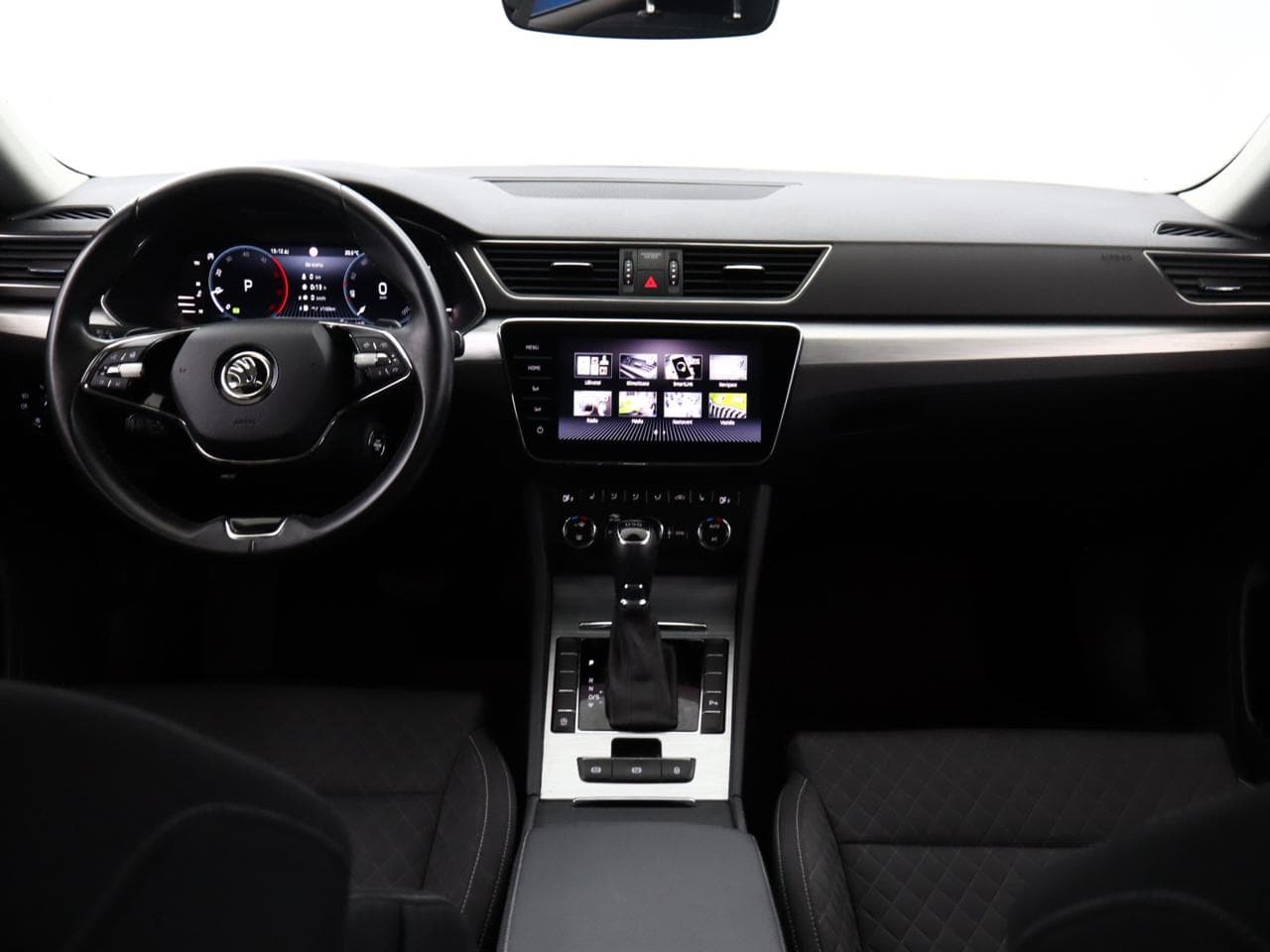 2022 Škoda SUPERB - 9