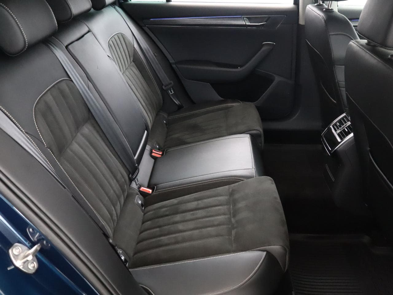 2023 Škoda SUPERB - 11