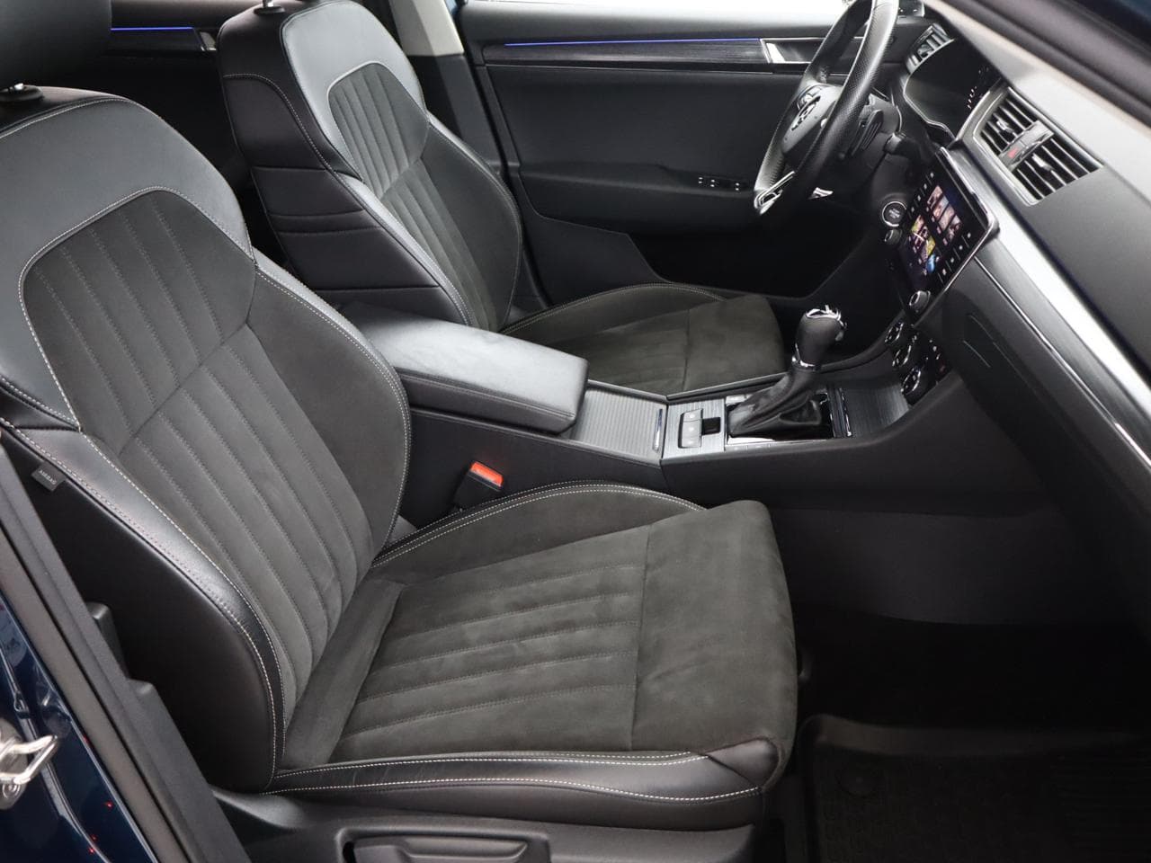 2023 Škoda SUPERB - 10