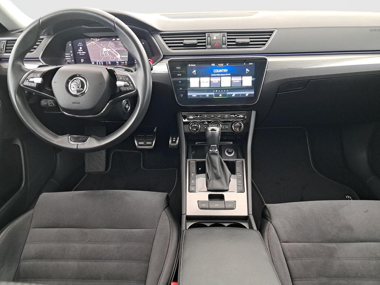 2022 Škoda SUPERB - 10