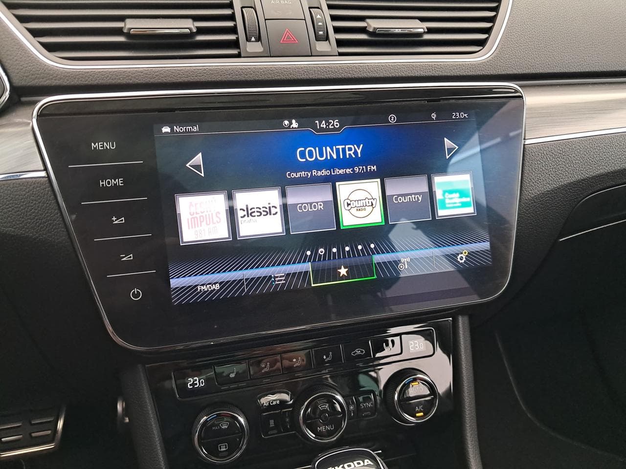 2022 Škoda SUPERB - 18