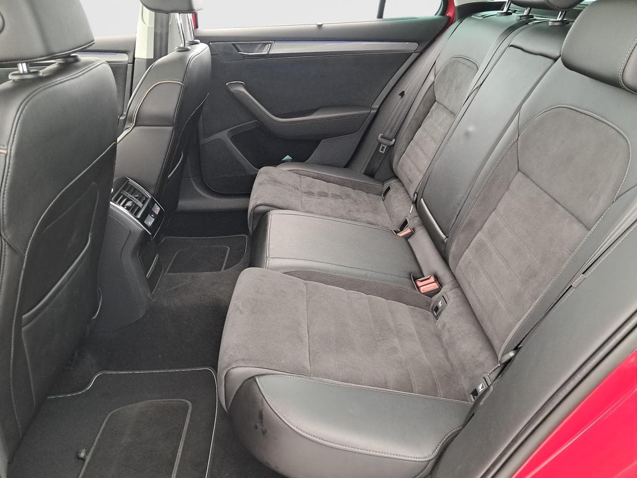 2022 Škoda SUPERB - 15