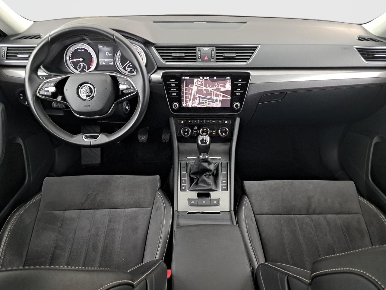 2021 Škoda SUPERB - 10