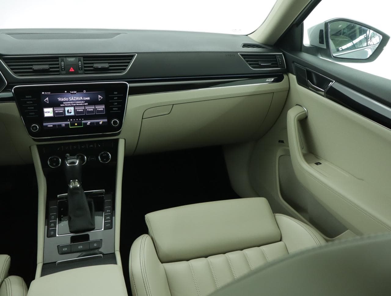 2023 Škoda SUPERB - 11