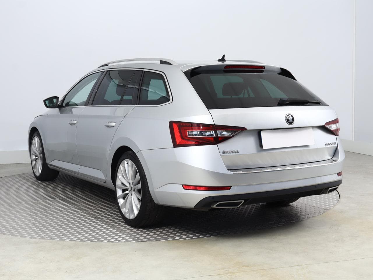 2015 Škoda SUPERB - 5