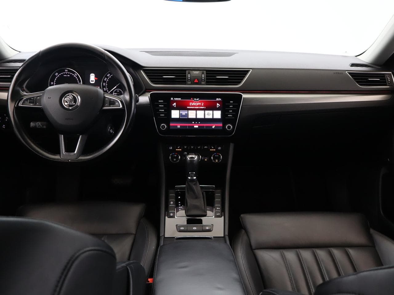 2018 Škoda SUPERB - 9