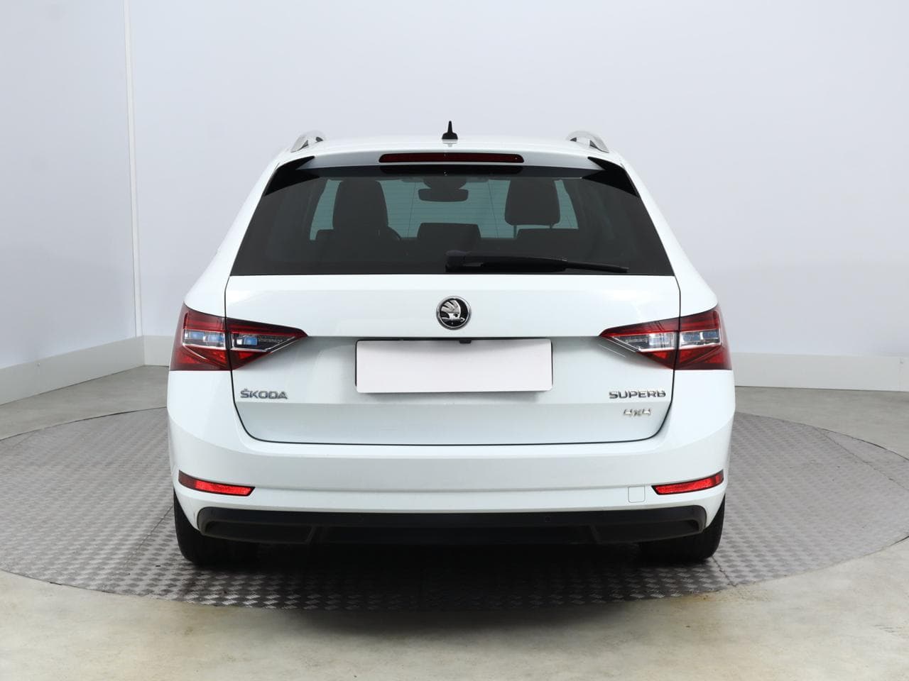 2018 Škoda SUPERB - 6